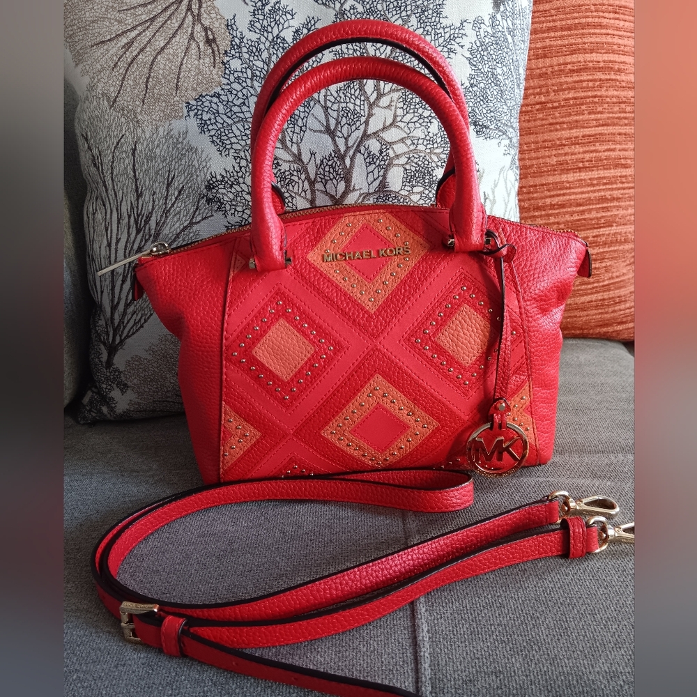 EUC Michael Kors Riley SATCHEL - Picture 15 of 15
